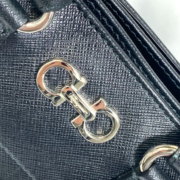 SALVATORE FERRAGAMO Black Leather Shoulder Bag - Picture 8 of 14